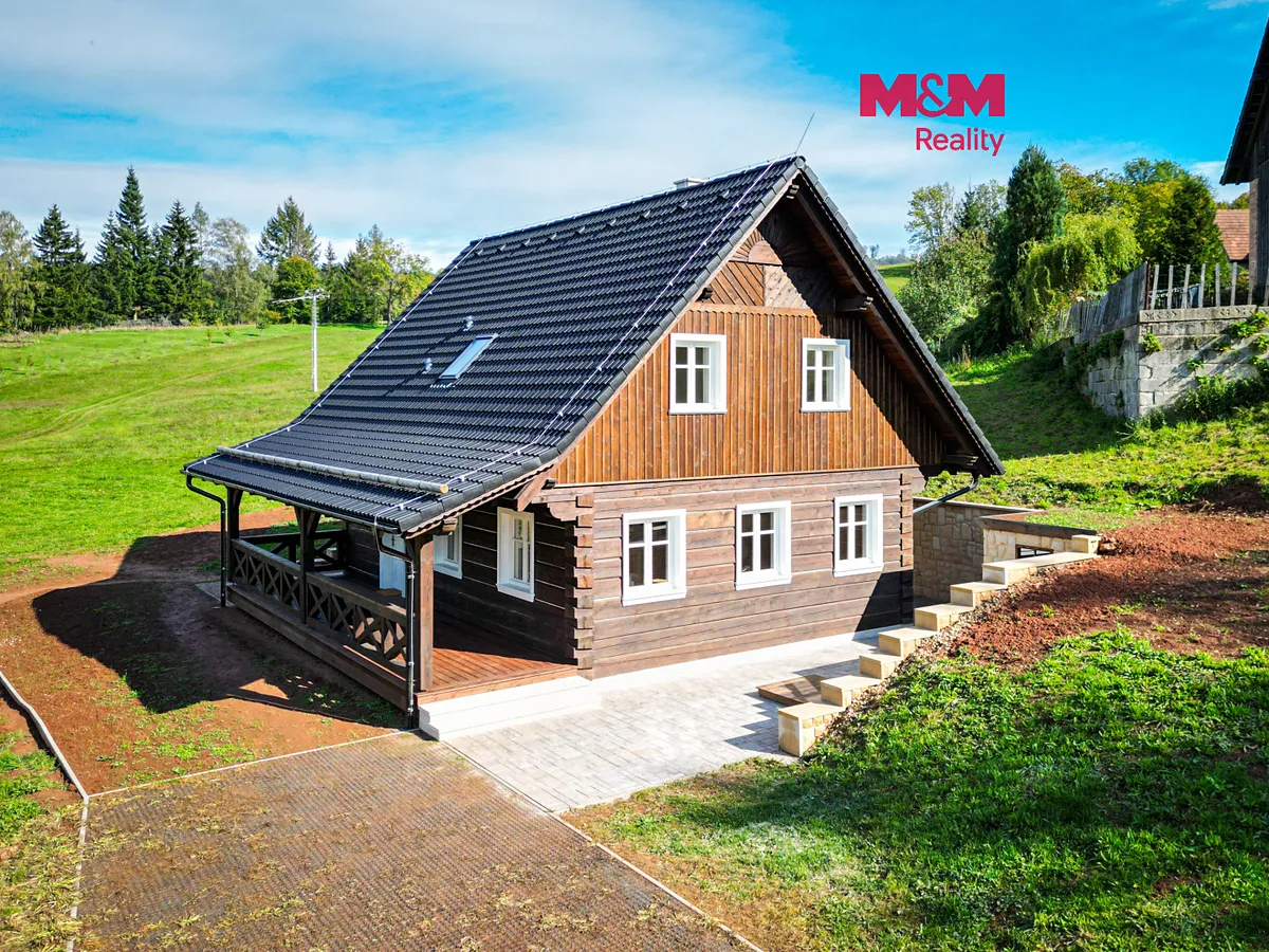Prodej rodinného domu 124 m², pozemek 1903 m²